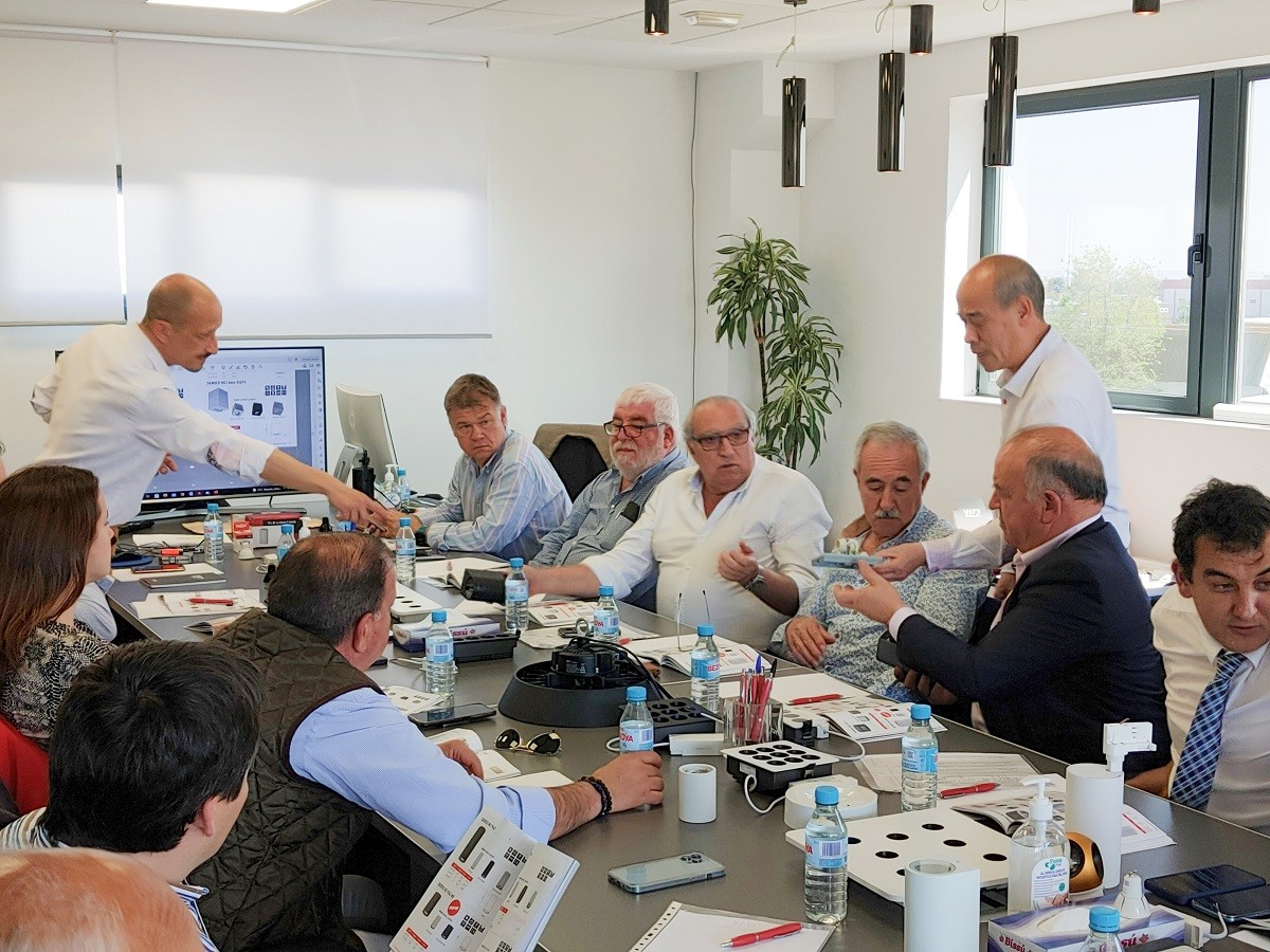 Salesperson conference in 2022