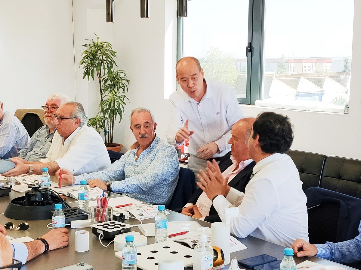 Salesperson conference in 2022