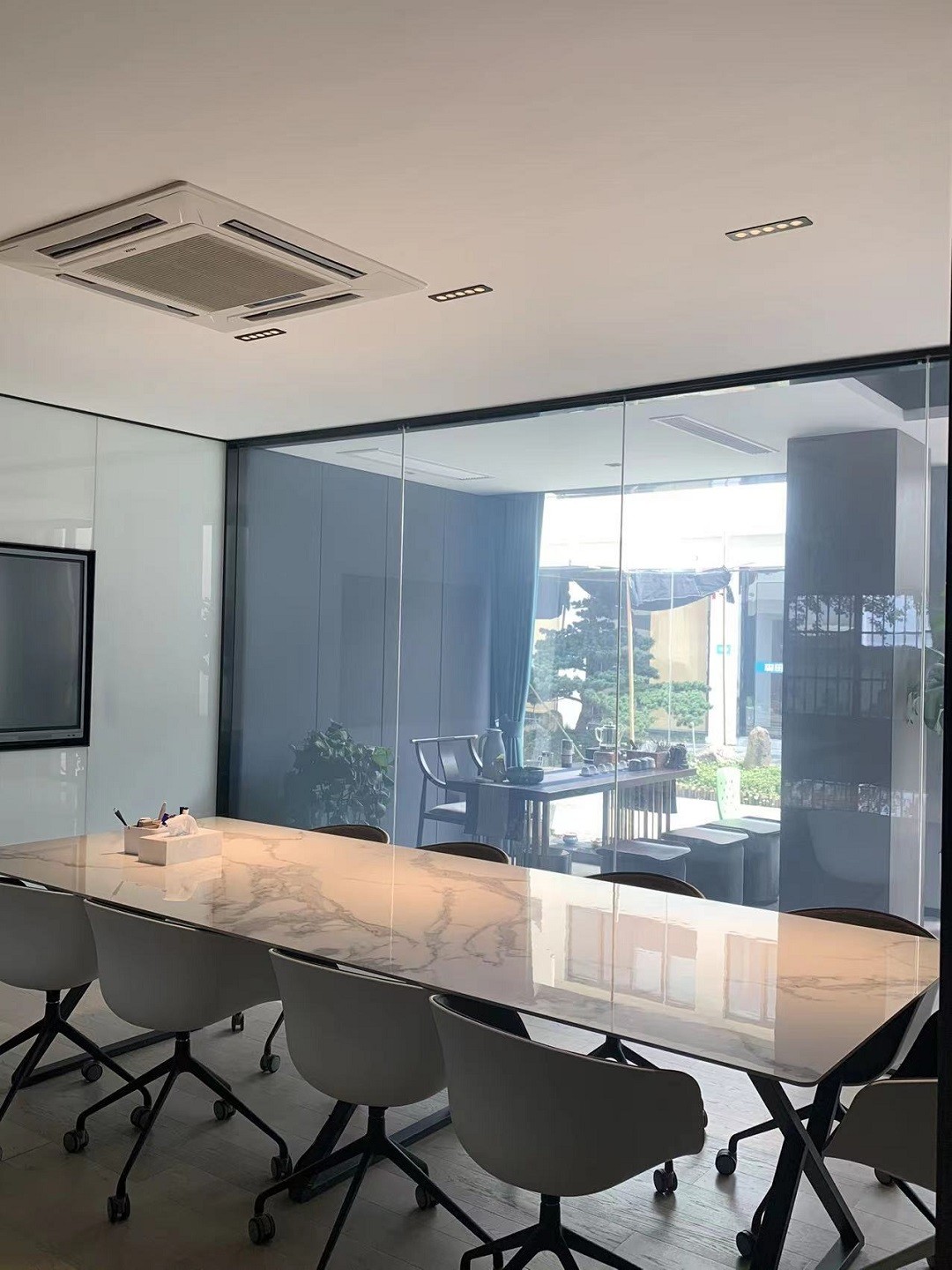 2020 Zhenya Design Studio